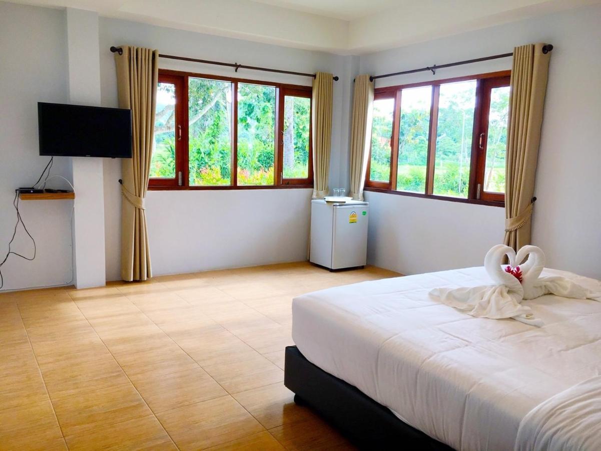 Oon Valley Farm Stay San Kamphaeng Экстерьер фото